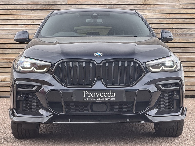 BMW X6 2023'23 40i MHT M Sport | M Sport Pro Pack | Ambient Lighting - U9147