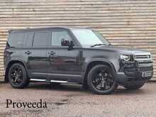 Land Rover Defender 110