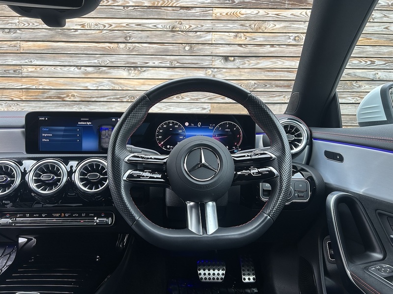 Mercedes-Benz CLA 2024'24 CLA220d AMG Line | Ambient Lighting | Premium Pack - U9152
