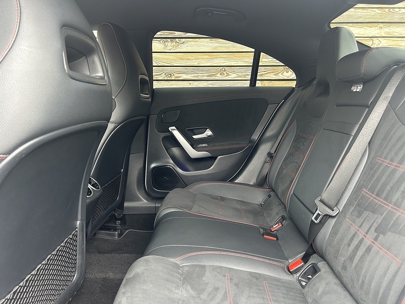 Mercedes-Benz CLA 2024'24 CLA220d AMG Line | Ambient Lighting | Premium Pack - U9152
