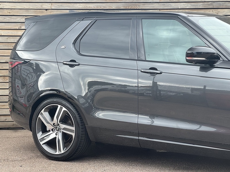 Land Rover Discovery 2023'23 D250 MHEV R-Dynamic SE | Pan Roof | Heated Seats - U9158