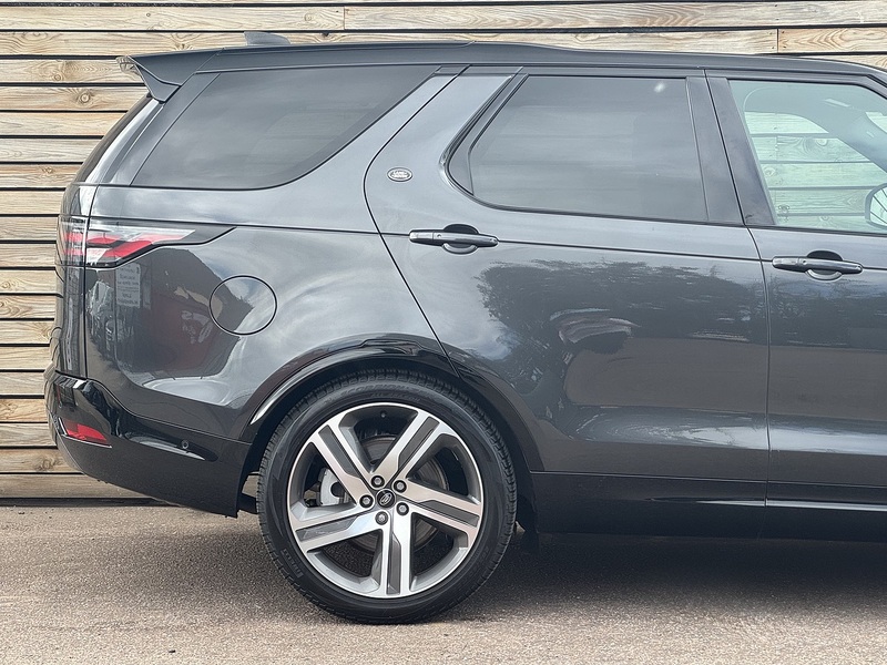 Land Rover Discovery 2023'23 D250 MHEV R-Dynamic SE | Pan Roof | Heated Seats - U9158