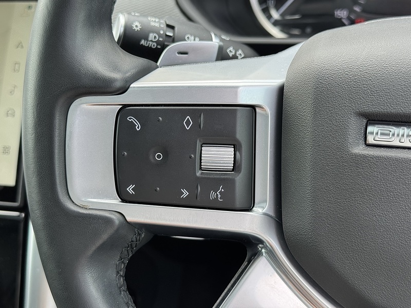 Land Rover Discovery 2023'23 D250 MHEV R-Dynamic SE | Pan Roof | Heated Seats - U9158