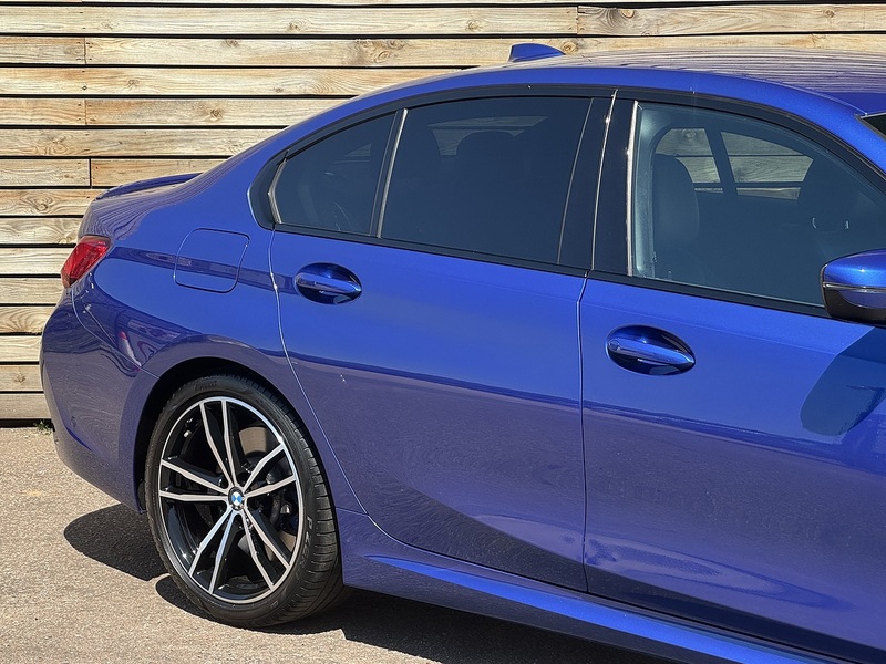 BMW 3 Series 2020'70 320i M Sport | Heated Seats | M Sport Pro Pack - U9161