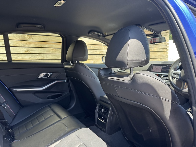 BMW 3 Series 2020'70 320i M Sport | Heated Seats | M Sport Pro Pack - U9161