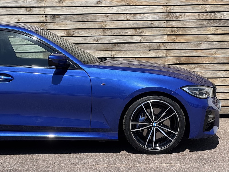 BMW 3 Series 2020'70 320i M Sport | Heated Seats | M Sport Pro Pack - U9161