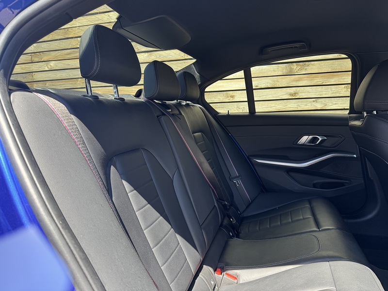 BMW 3 Series 2020'70 320i M Sport | Heated Seats | M Sport Pro Pack - U9161