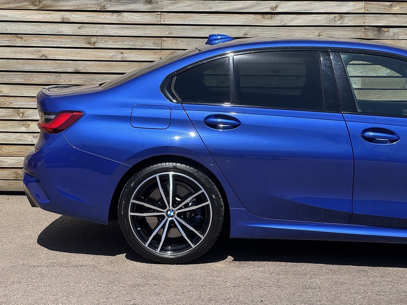 BMW 3 Series 2020'70 320i M Sport | Heated Seats | M Sport Pro Pack - U9161