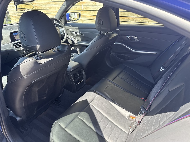 BMW 3 Series 2020'70 320i M Sport | Heated Seats | M Sport Pro Pack - U9161