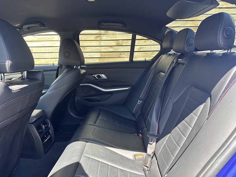 BMW 3 Series 2020'70 320i M Sport | Heated Seats | M Sport Pro Pack - U9161