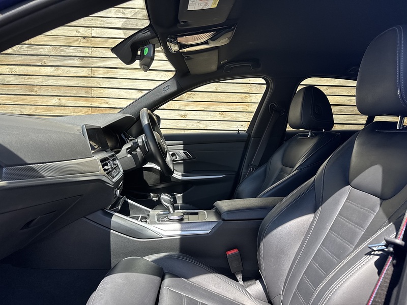 BMW 3 Series 2020'70 320i M Sport | Heated Seats | M Sport Pro Pack - U9161