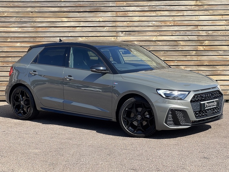 Audi A1 2024'74 TFSI Black Edition | Technoloy Pack  | Sonos Sound - U9167
