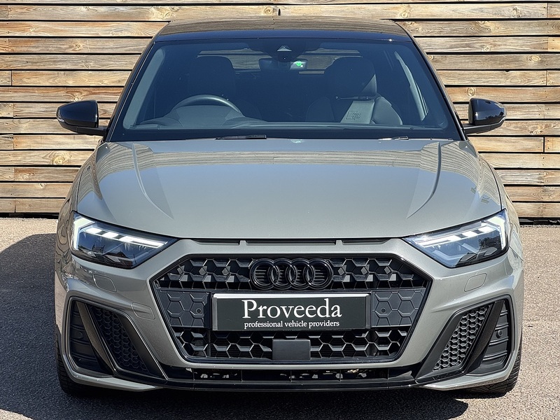 Audi A1 2024'74 TFSI Black Edition | Technoloy Pack  | Sonos Sound - U9167