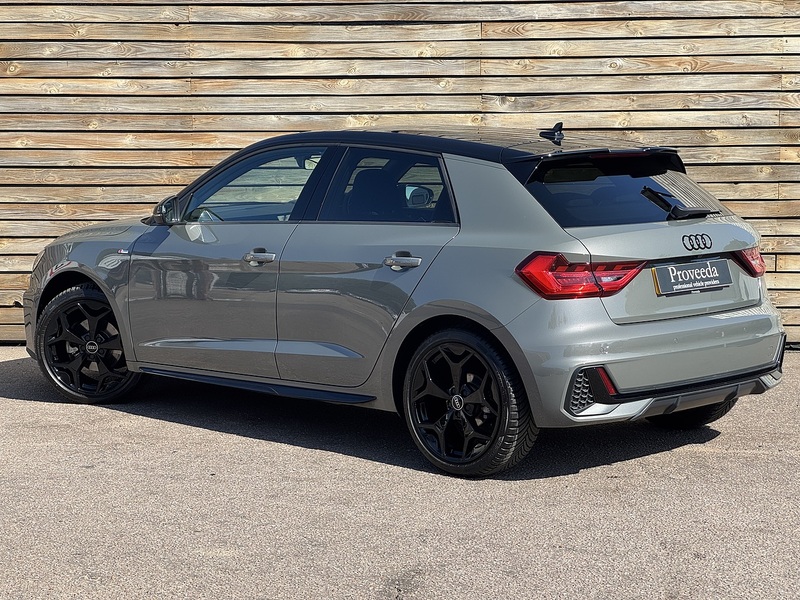 Audi A1 2024'74 TFSI Black Edition | Technoloy Pack  | Sonos Sound - U9167