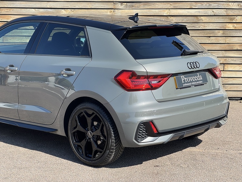 Audi A1 2024'74 TFSI Black Edition | Technoloy Pack  | Sonos Sound - U9167