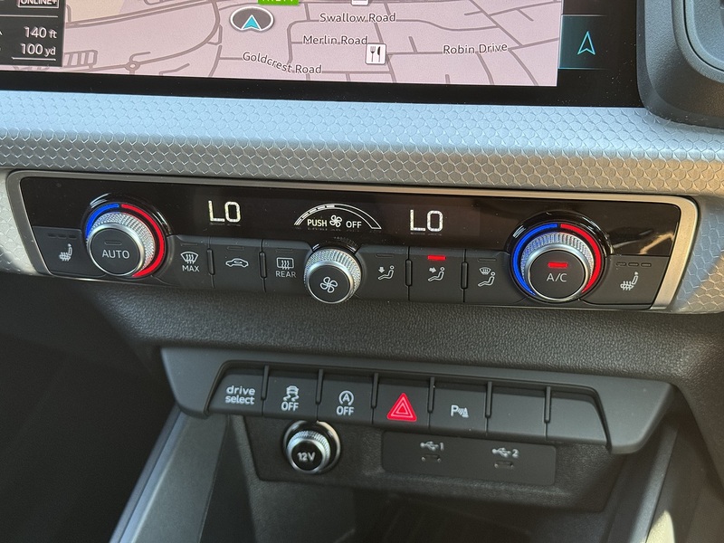 Audi A1 2024'74 TFSI Black Edition | Technoloy Pack  | Sonos Sound - U9167