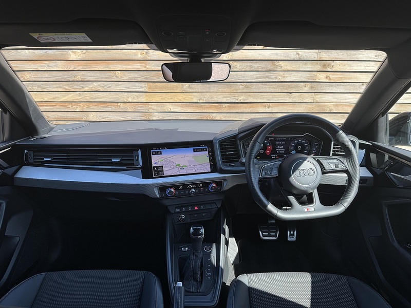 Audi A1 2024'74 TFSI Black Edition | Technoloy Pack  | Sonos Sound - U9167