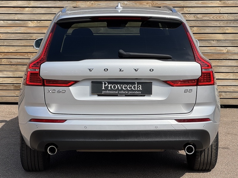 Volvo XC60 2020'20 B5 MHEV Momentum | Heated Steering Wheel | Top Spec! - U9172