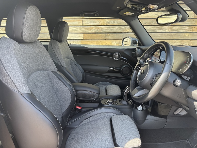 MINI Electric Hatch 2021'21 Cooper SE Level 2 | Heated Steering Wheel | Moonwalk Grey - U9185
