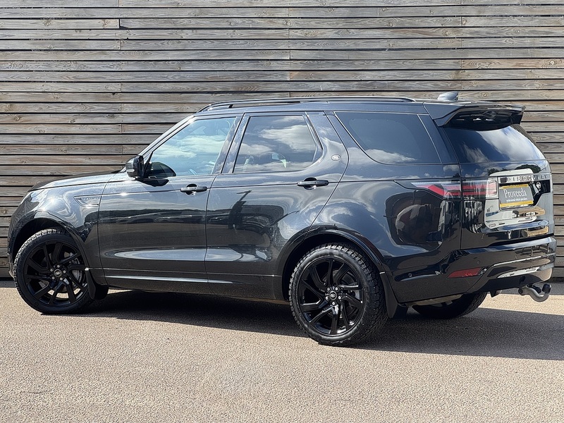 Land Rover Discovery 2022'72 D300 MHEV R-Dynamic HSE Commercial | Huge Spec | Rear Seat Conversion - U9186