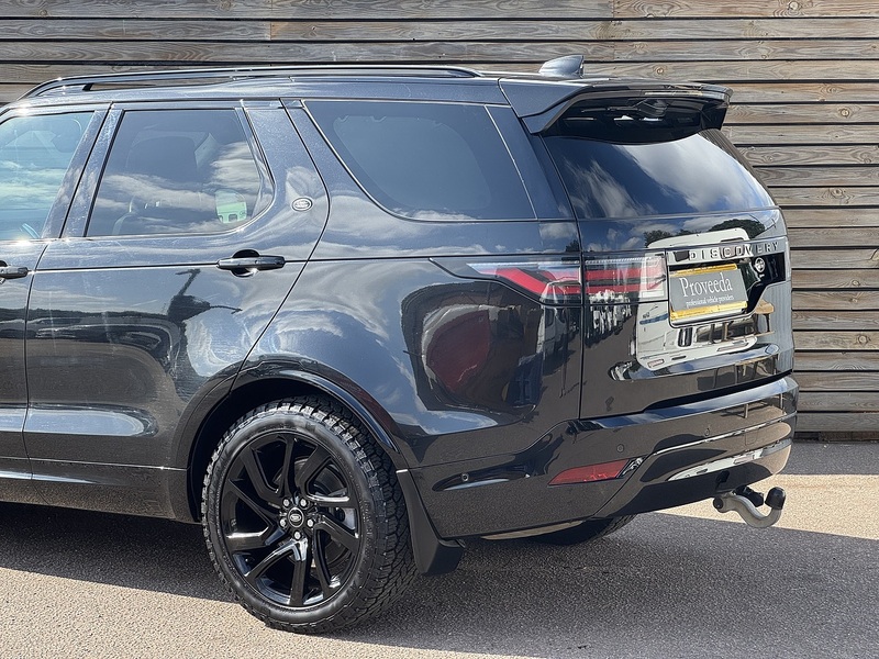 Land Rover Discovery 2022'72 D300 MHEV R-Dynamic HSE Commercial | Huge Spec | Rear Seat Conversion - U9186