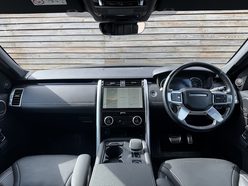 Land Rover Discovery 2022'72 D300 MHEV R-Dynamic HSE Commercial | Huge Spec | Rear Seat Conversion - U9186