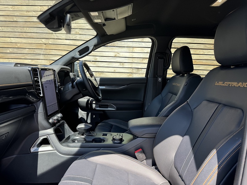 Ford Ranger 2025'74 TD V6 EcoBlue Wildtrak | The Ultimate Pick Up! - U9187