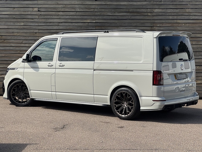 Volkswagen Transporter 2022'72 BiTDI T32 Highline | Big Spec Transporter | Leighton Upgrades! - U9191