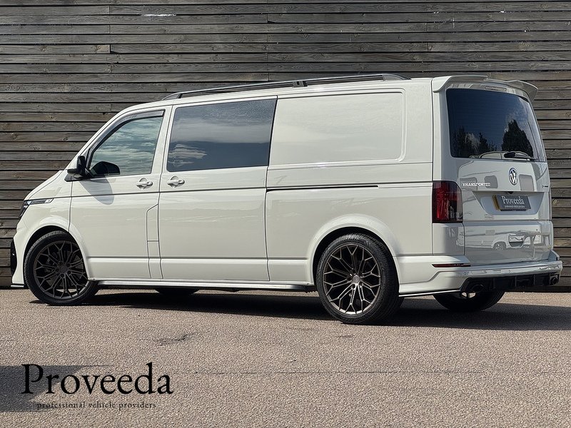 Volkswagen Transporter 2022'72 BiTDI T32 Highline | Big Spec Transporter | Leighton Upgrades! - U9191