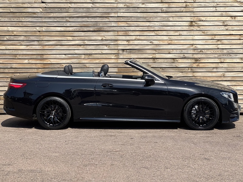 Mercedes-Benz E Class 2019'19 E220d AMG Line Cabriolet | Ambient Lighting | Open Air Driving - U9192