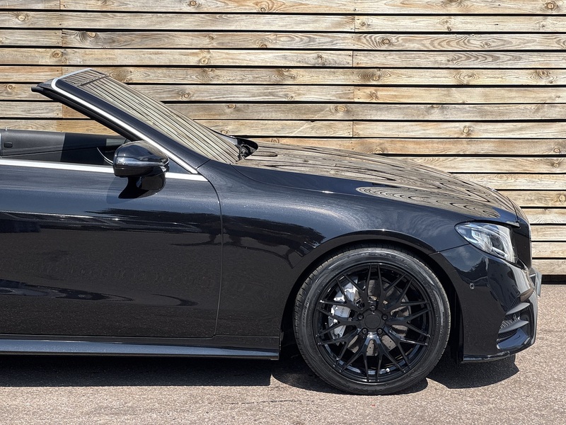 Mercedes-Benz E Class 2019'19 E220d AMG Line Cabriolet | Ambient Lighting | Open Air Driving - U9192