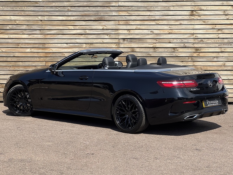 Mercedes-Benz E Class 2019'19 E220d AMG Line Cabriolet | Ambient Lighting | Open Air Driving - U9192