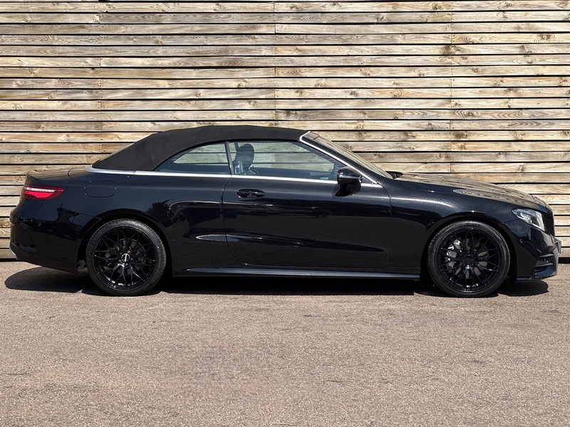 Mercedes-Benz E Class 2019'19 E220d AMG Line Cabriolet | Ambient Lighting | Open Air Driving - U9192