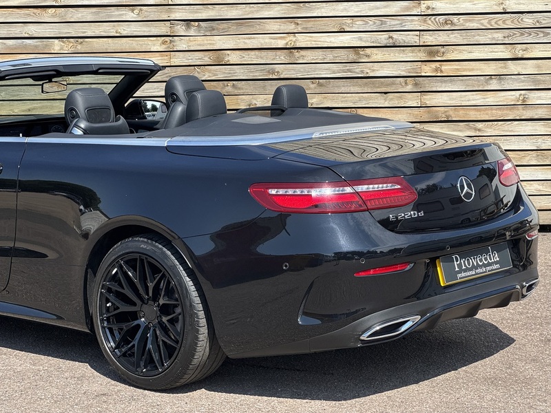 Mercedes-Benz E Class 2019'19 E220d AMG Line Cabriolet | Ambient Lighting | Open Air Driving - U9192
