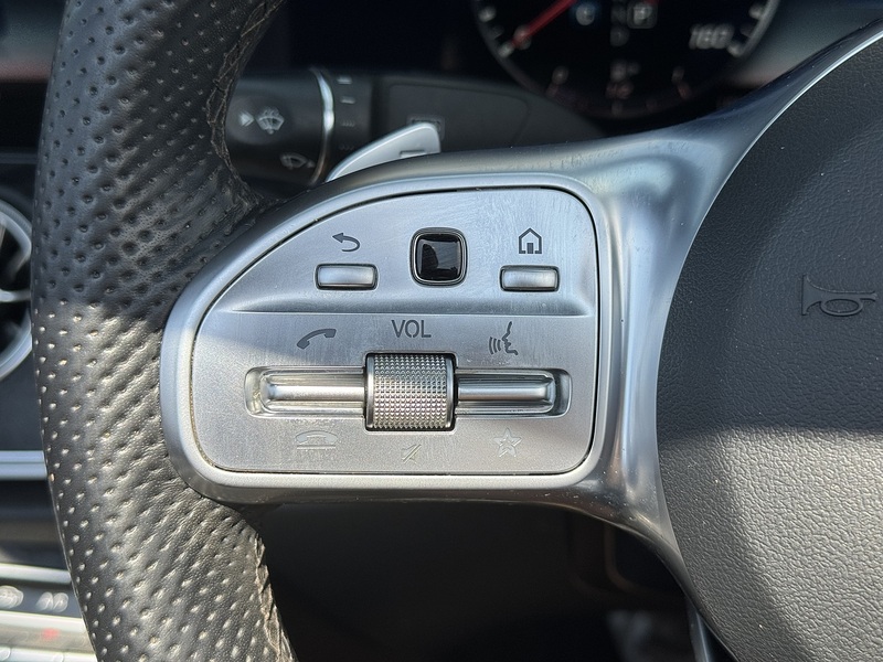 Mercedes-Benz E Class 2019'19 E220d AMG Line Cabriolet | Ambient Lighting | Open Air Driving - U9192