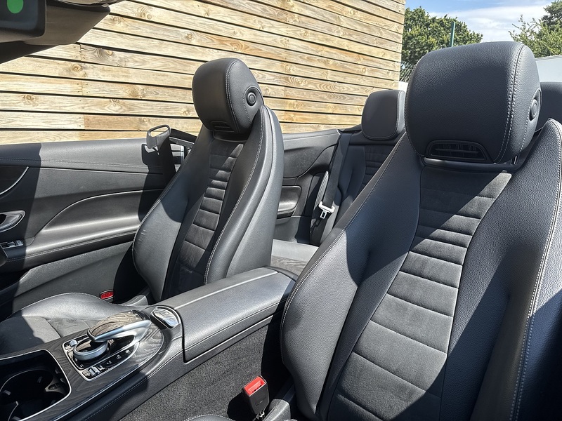 Mercedes-Benz E Class 2019'19 E220d AMG Line Cabriolet | Ambient Lighting | Open Air Driving - U9192