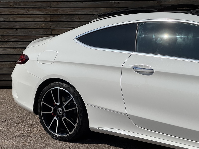 Mercedes-Benz C Class 2019'19 C220d AMG Line | Prem Plus | Pan Roof - U9198