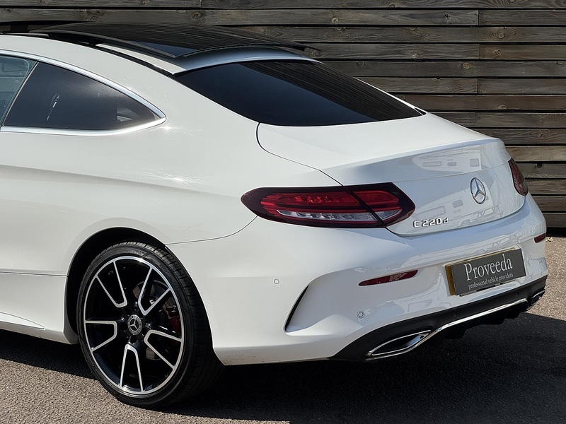 Mercedes-Benz C Class 2019'19 C220d AMG Line | Prem Plus | Pan Roof - U9198