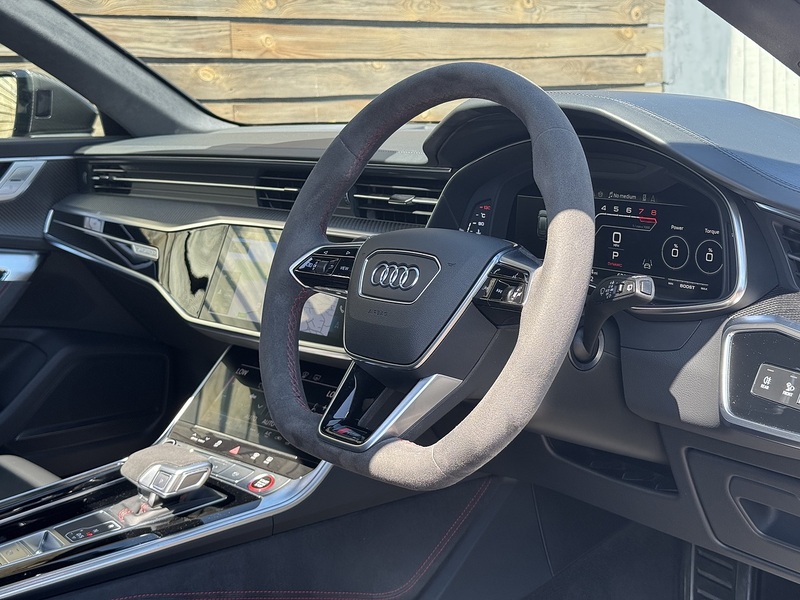 Audi RS6 Avant 2024'74TFSI V8 Performance Carbon Vorsprung | Genuine Urban Kit - U9202