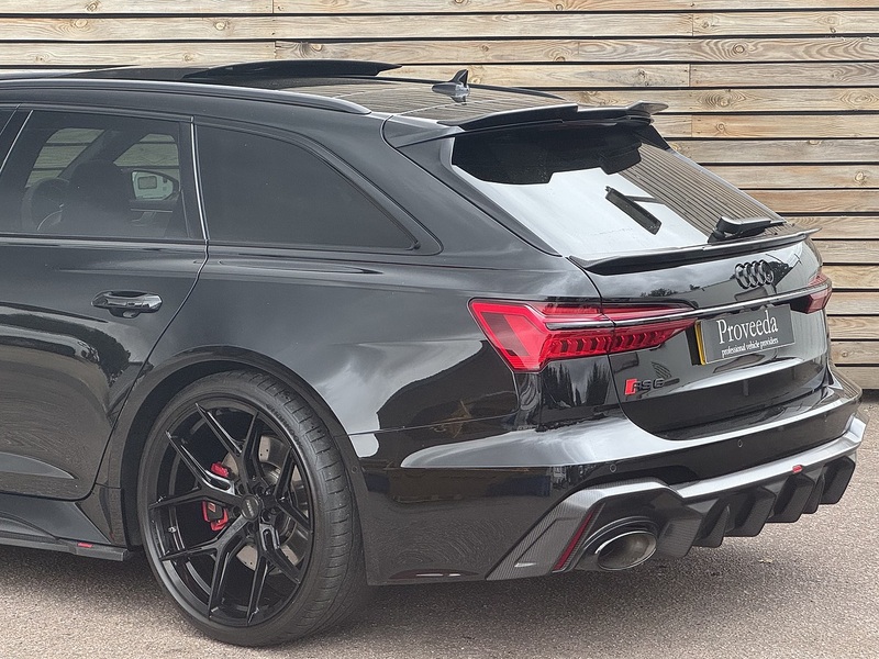 Audi RS6 Avant 2024'74TFSI V8 Performance Carbon Vorsprung | Genuine Urban Kit - U9202