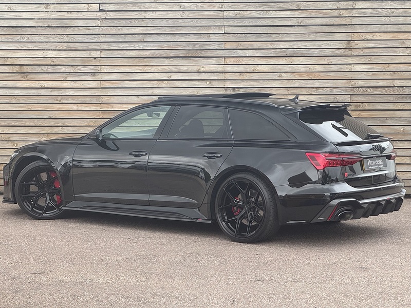 Audi RS6 Avant 2024'74TFSI V8 Performance Carbon Vorsprung | Genuine Urban Kit - U9202