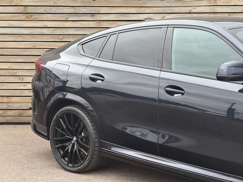 BMW X6 2022'22 30d MHT M Sport | M Sport Pro Pack | Technology Pack - U9209