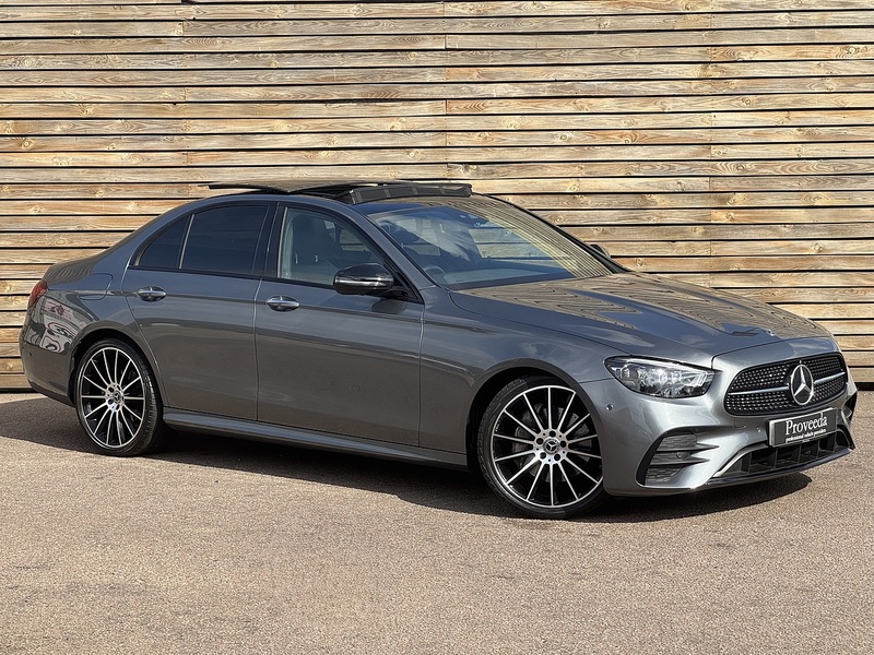 Mercedes-Benz E Class 2021'70 E220d AMG Line Night Edition | Premium Plus | Pan Roof - U9211