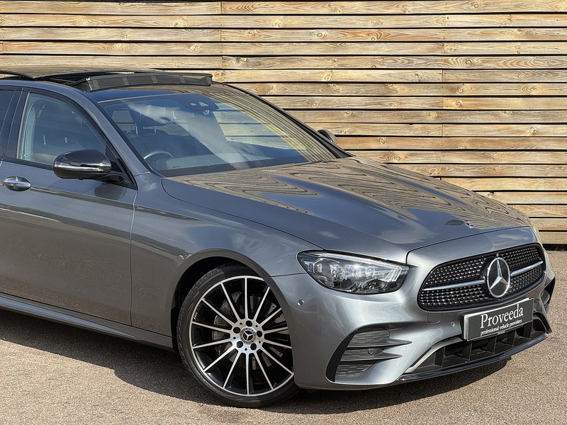 Mercedes-Benz E Class 2021'70 E220d AMG Line Night Edition | Premium Plus | Pan Roof - U9211