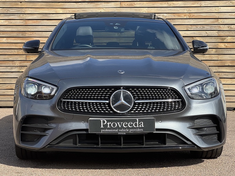Mercedes-Benz E Class 2021'70 E220d AMG Line Night Edition | Premium Plus | Pan Roof - U9211