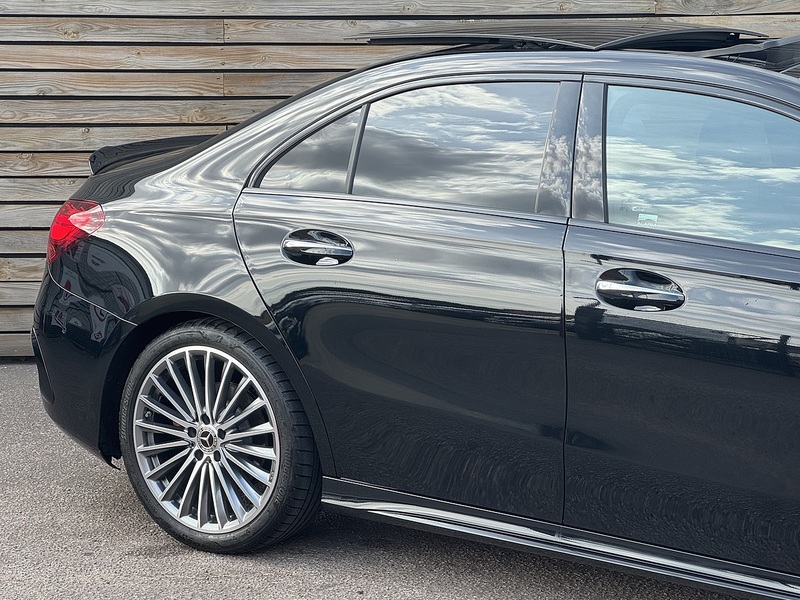 Mercedes-Benz A Class 2024'73 A200h MHEV AMG Line | Huge Spec | Pan Roof - U9213