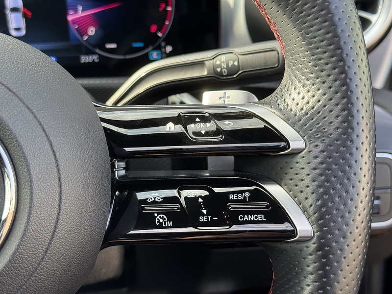Mercedes-Benz A Class 2024'73 A200h MHEV AMG Line | Huge Spec | Pan Roof - U9213