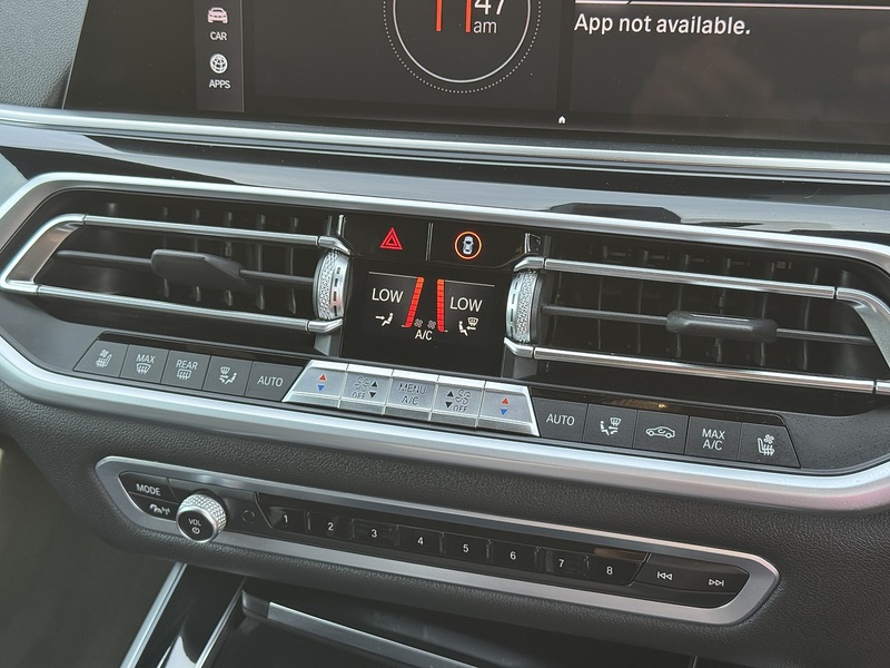 BMW X5 2018'68 40i M Sport | Sky Lounge Pack | Comfort Plus Pack - U9218
