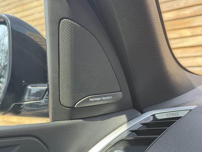 BMW X5 2018'68 40i M Sport | Sky Lounge Pack | Comfort Plus Pack - U9218