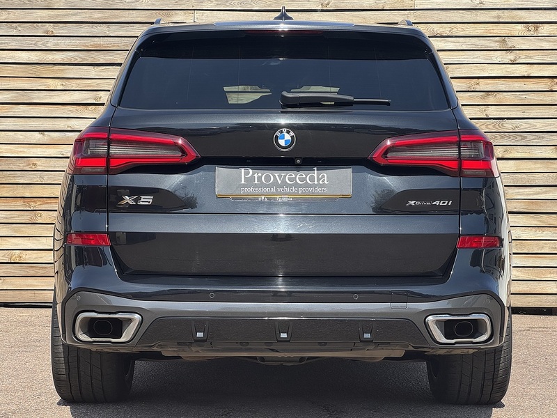 BMW X5 2018'68 40i M Sport | Sky Lounge Pack | Comfort Plus Pack - U9218